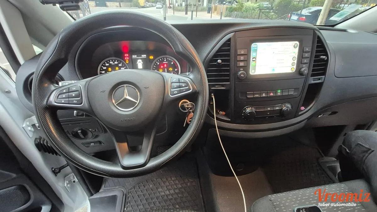Mercedes Vito 