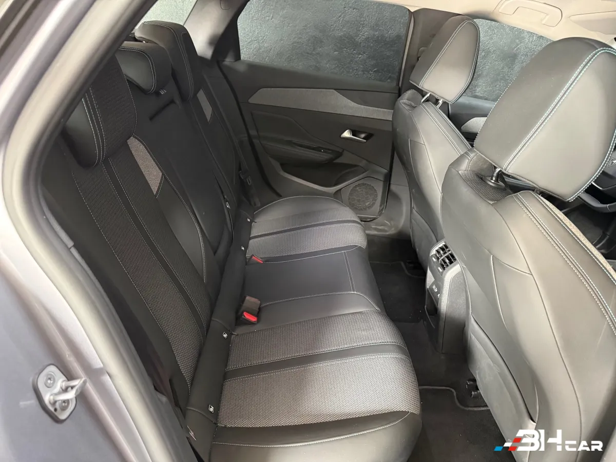 Peugeot 308 - photo 18