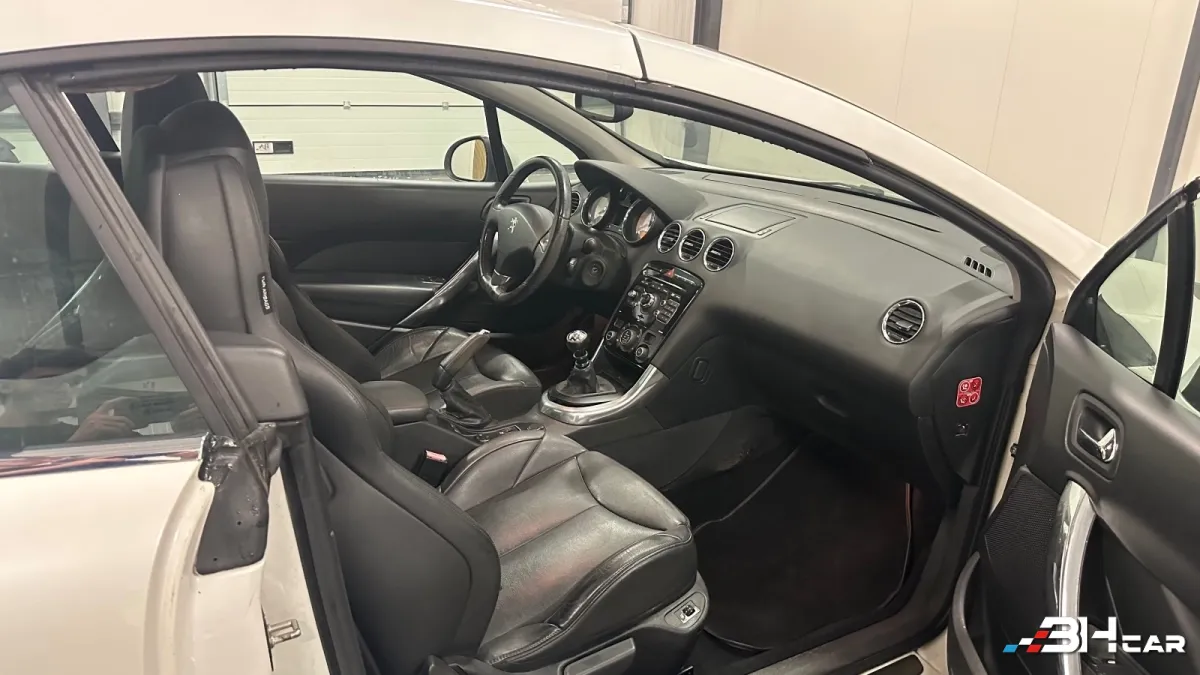 Peugeot 308 - photo 11
