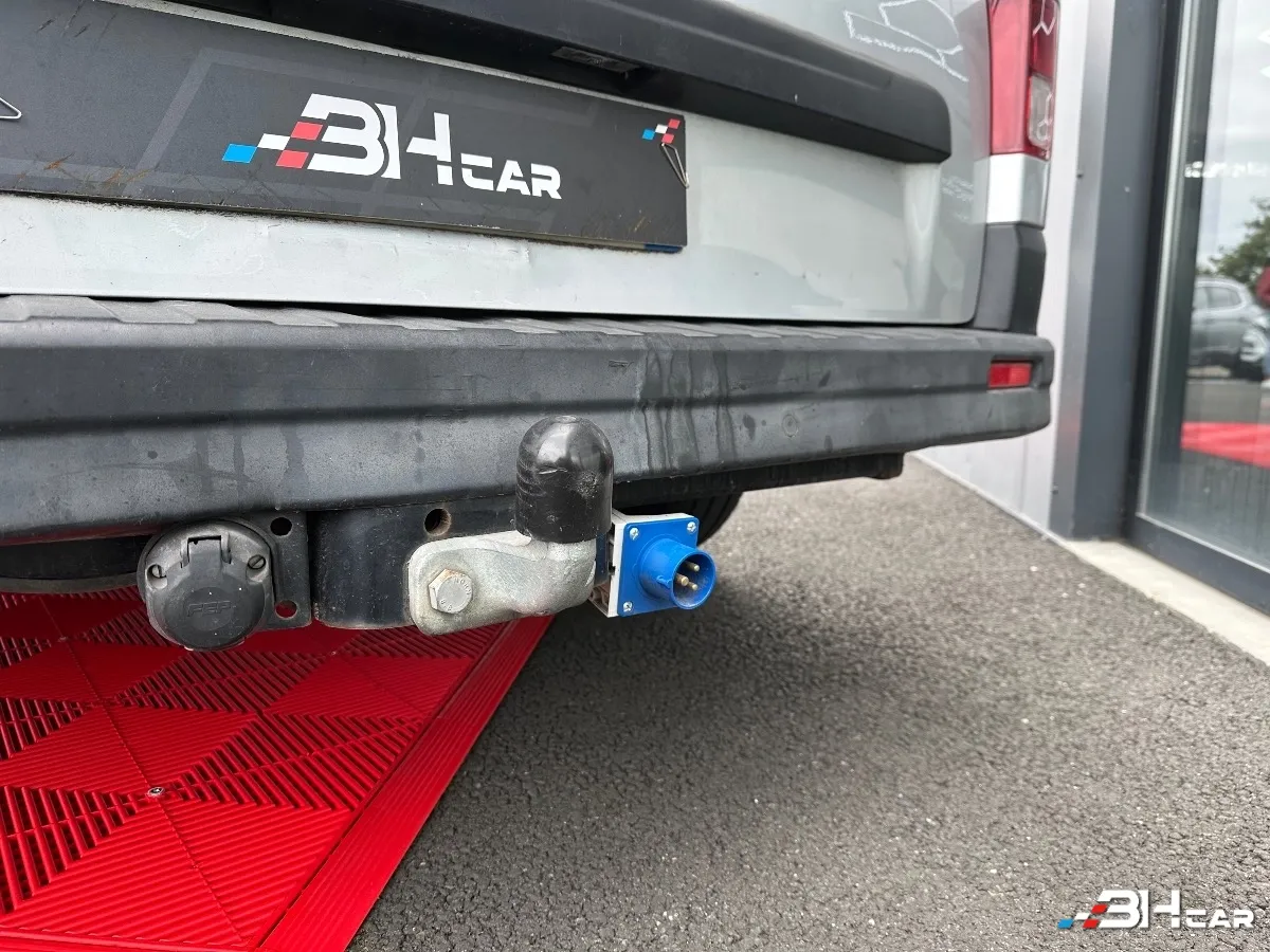 Renault Trafic - photo 6