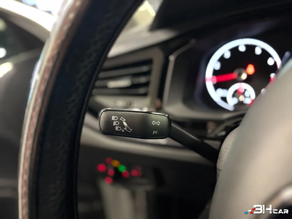 Volkswagen Polo - photo 16