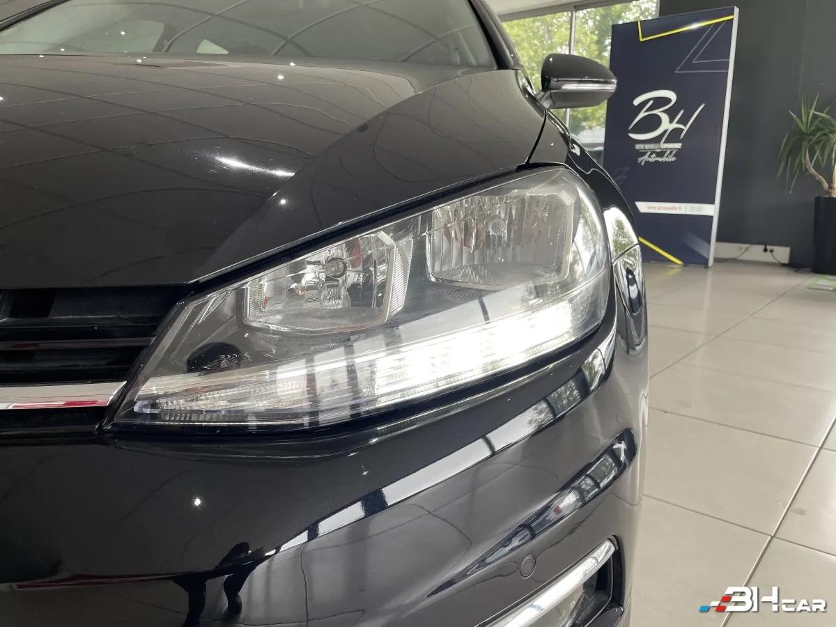 Aperçu indisponible de Volkswagen Golf