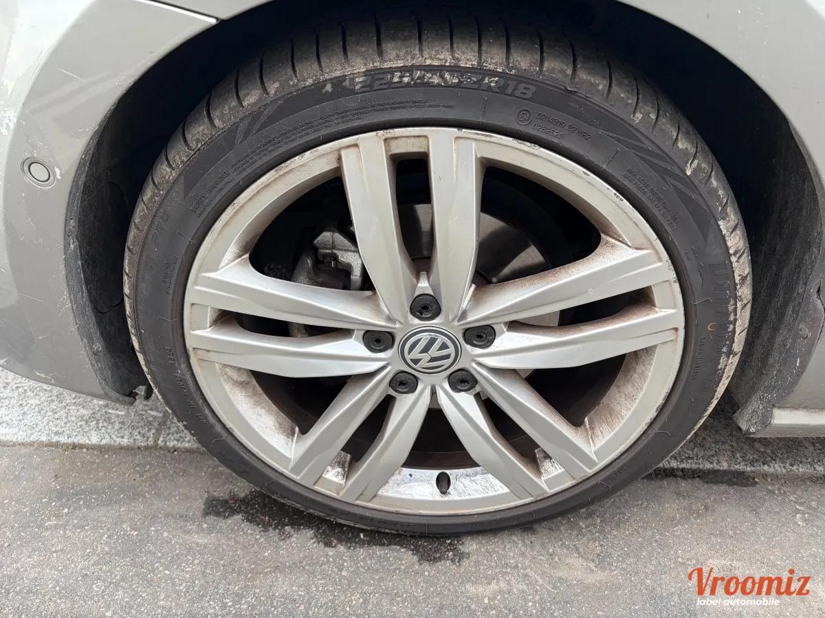 Volkswagen Golf 2.0 TDI 150 BLUEMOTION CARAT DSG BVA