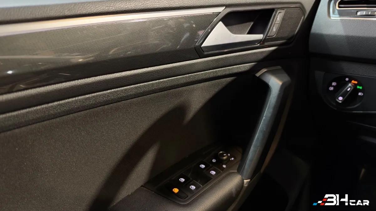 Volkswagen Tiguan - photo 34