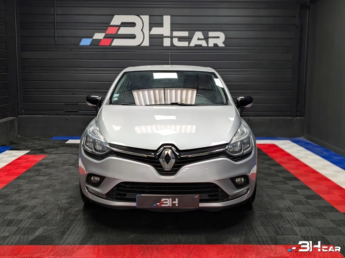 Renault Clio - photo 2