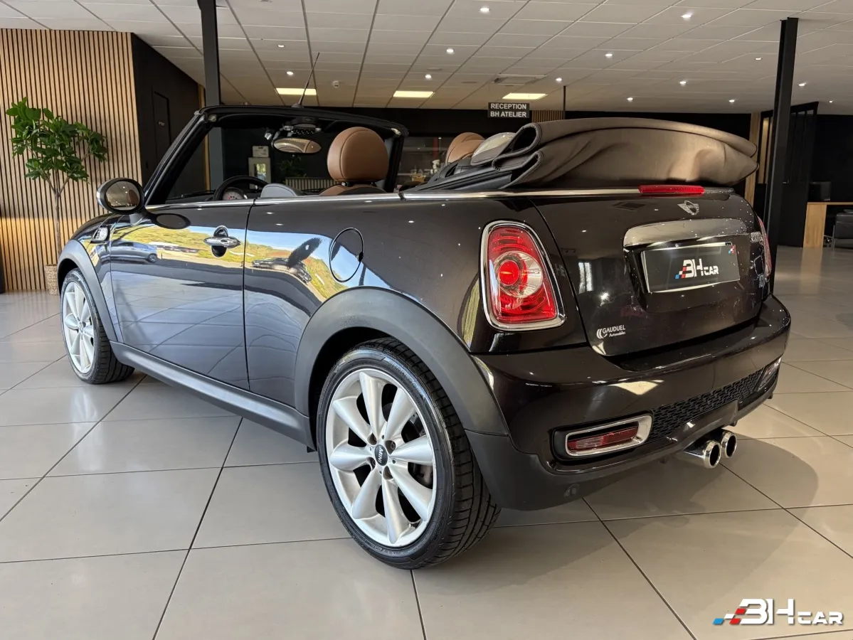 Mini Cabrio - photo 5