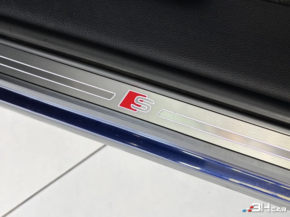 Audi Q3 - photo 16