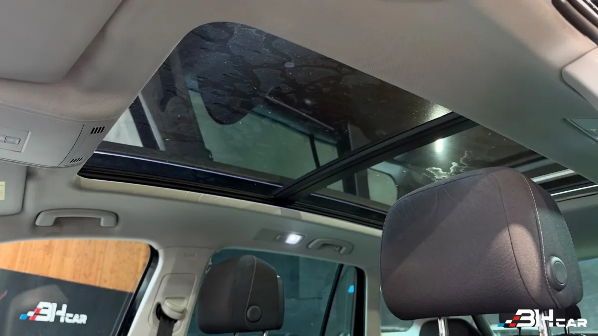 Volkswagen Tiguan - photo 20