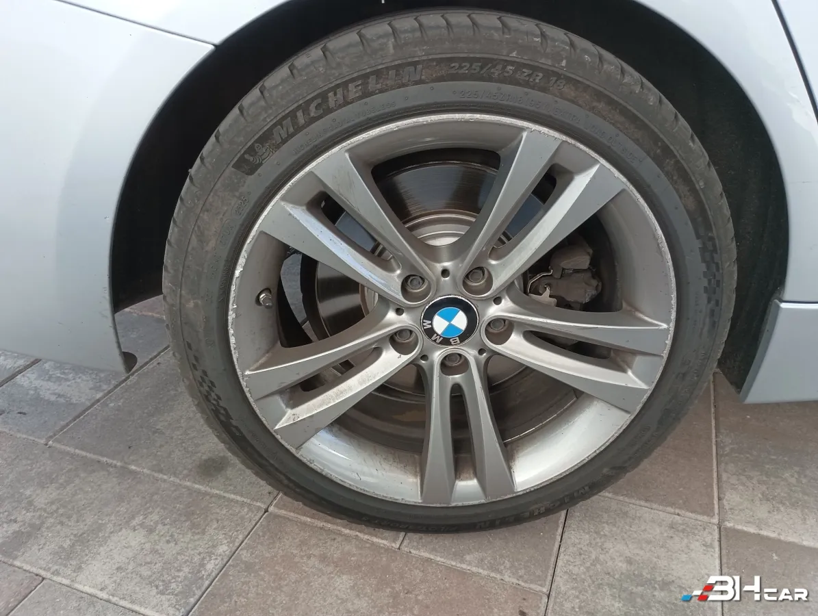 Bmw Serie 3 - photo 12