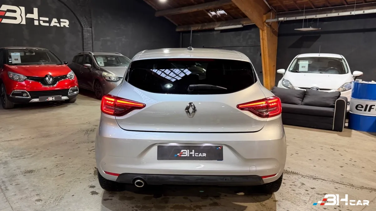 Renault Clio - photo 10