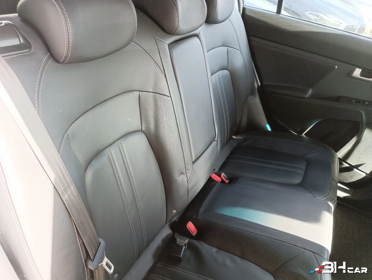 Kia Sportage - photo 20