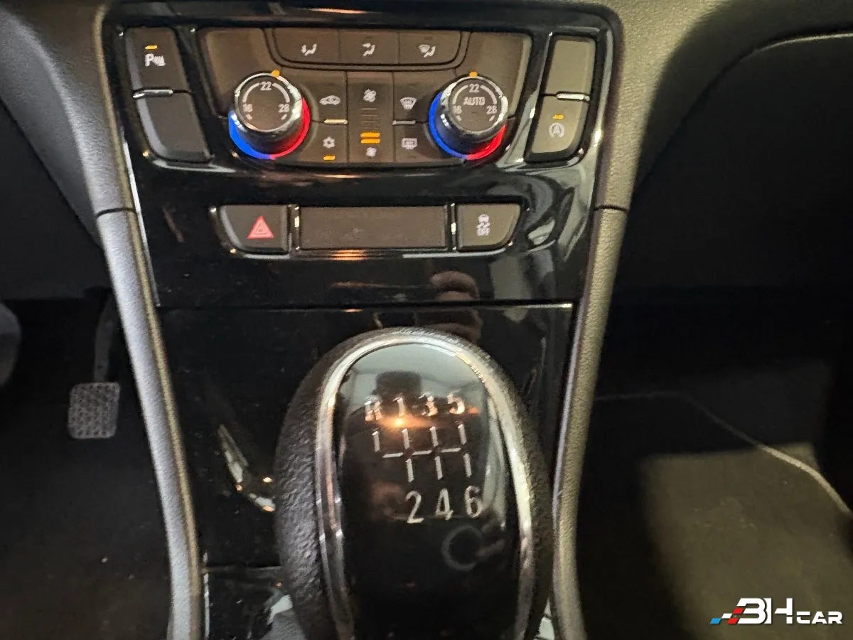 Opel Mokka - photo 12