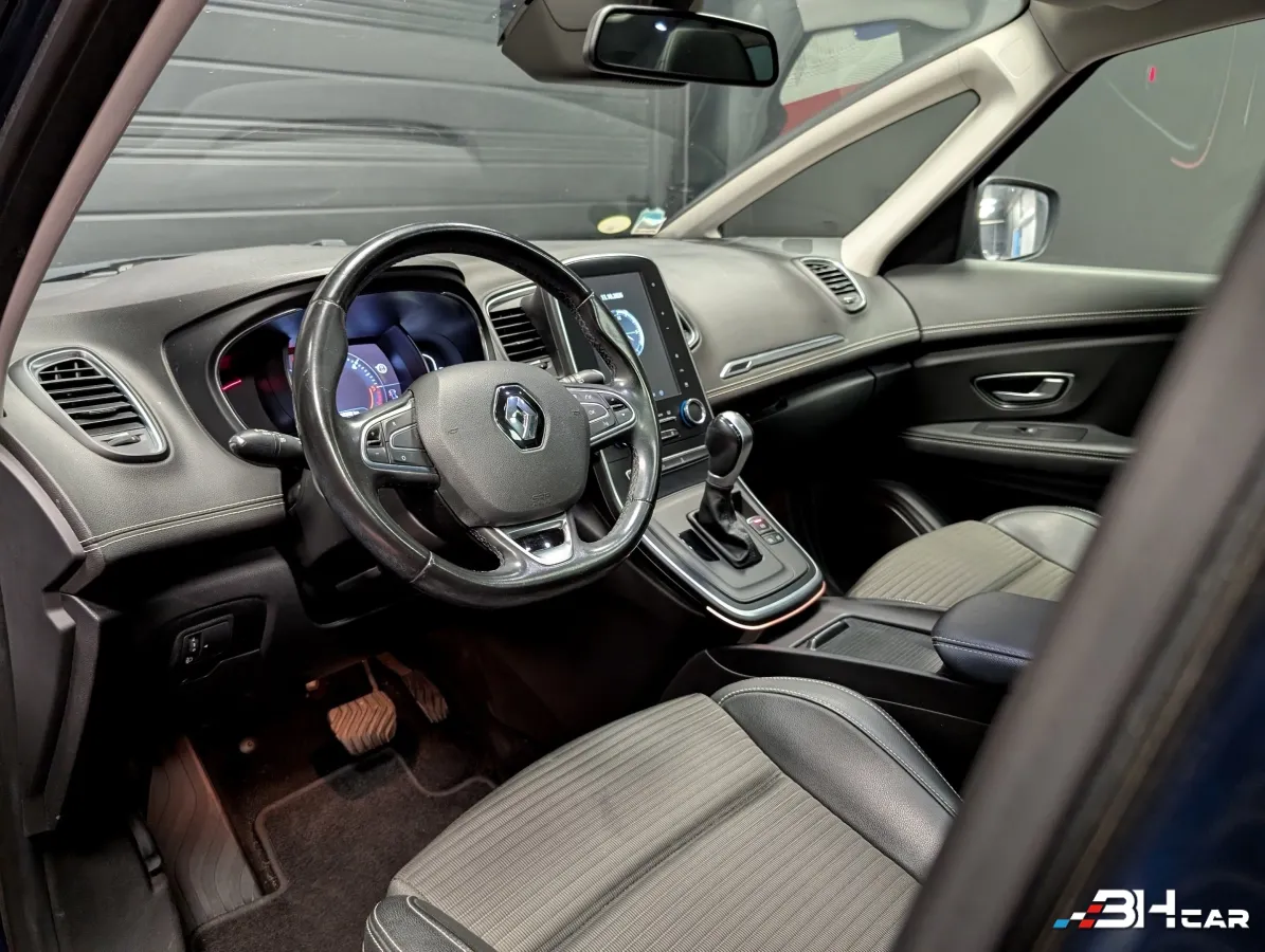 Renault Scenic - photo 7
