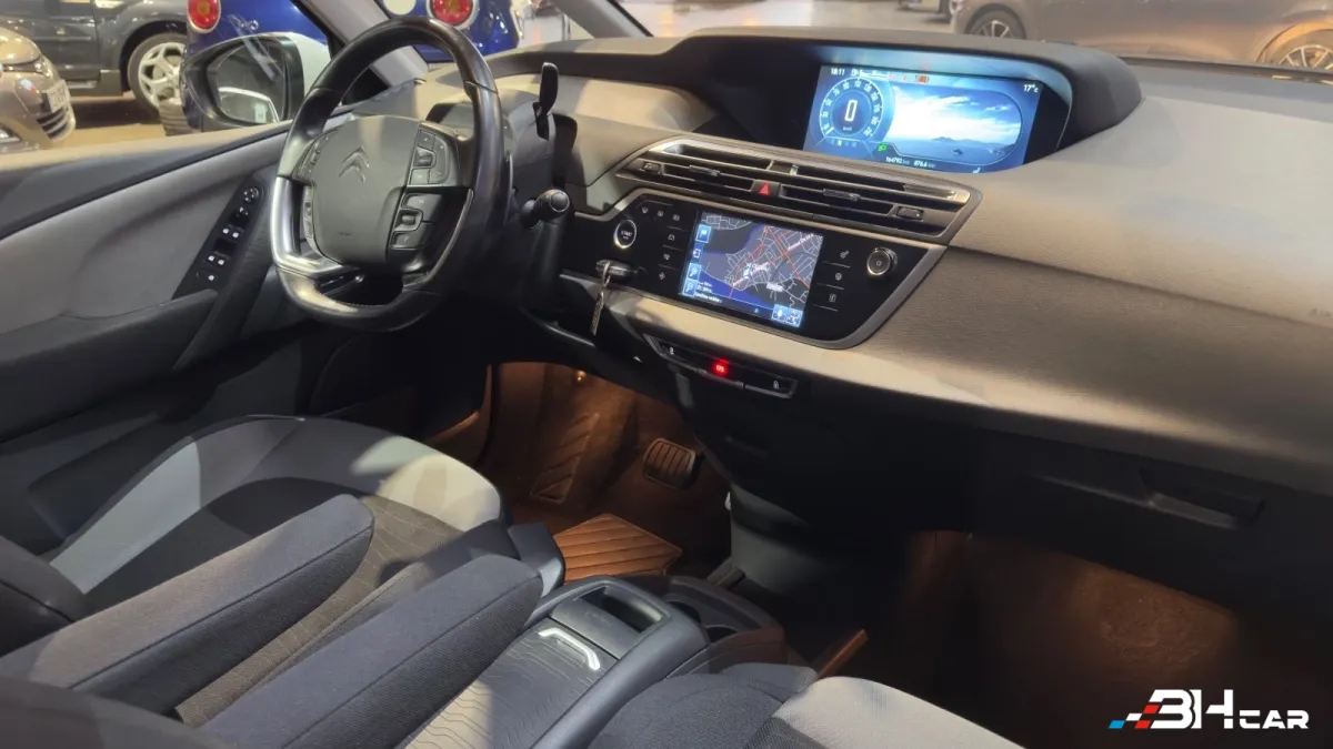 Citroen C4 Picasso - photo 17