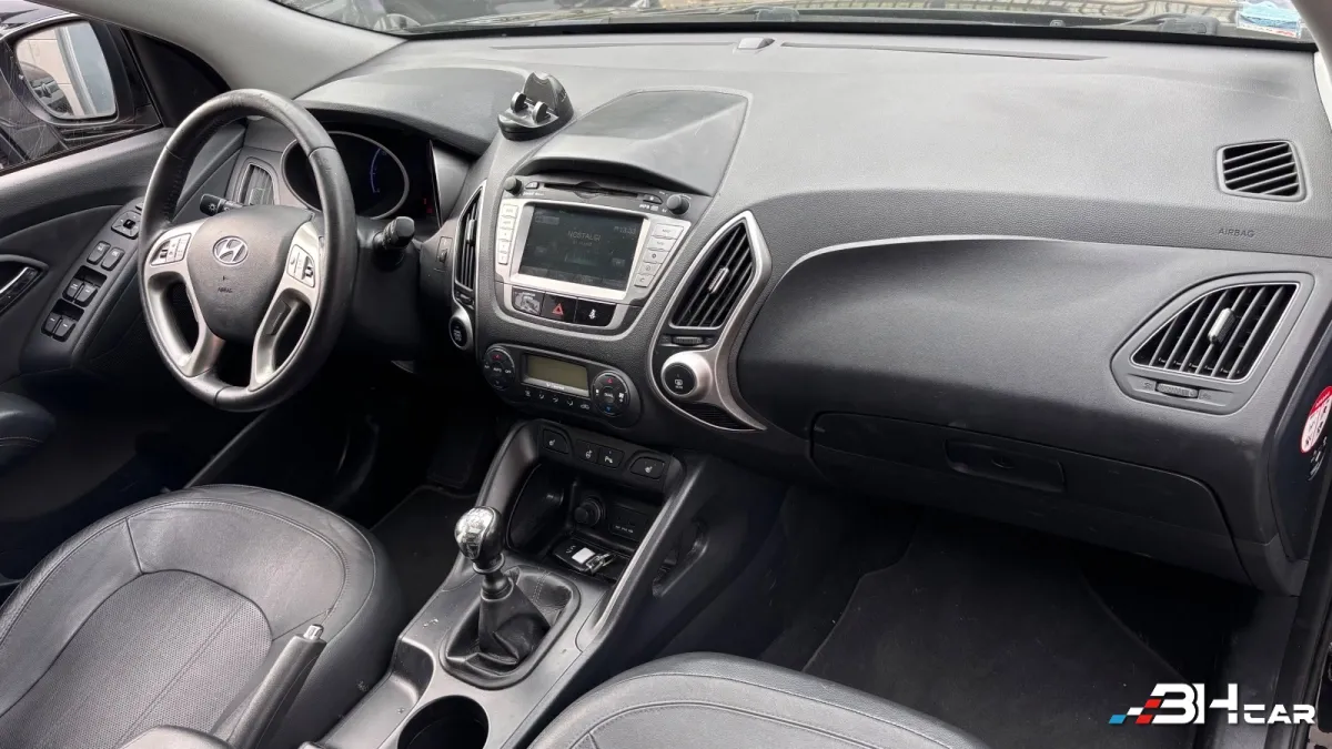 Hyundai Ix35 - photo 9