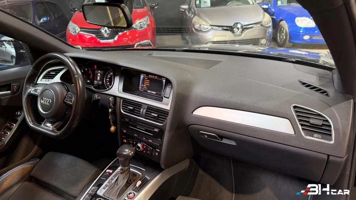 Audi A4 - photo 17