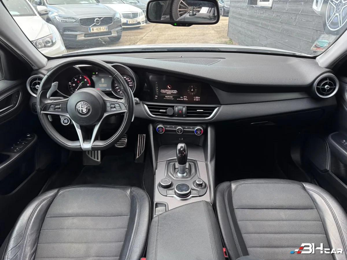 Aperçu indisponible de Alfa Romeo Giulia