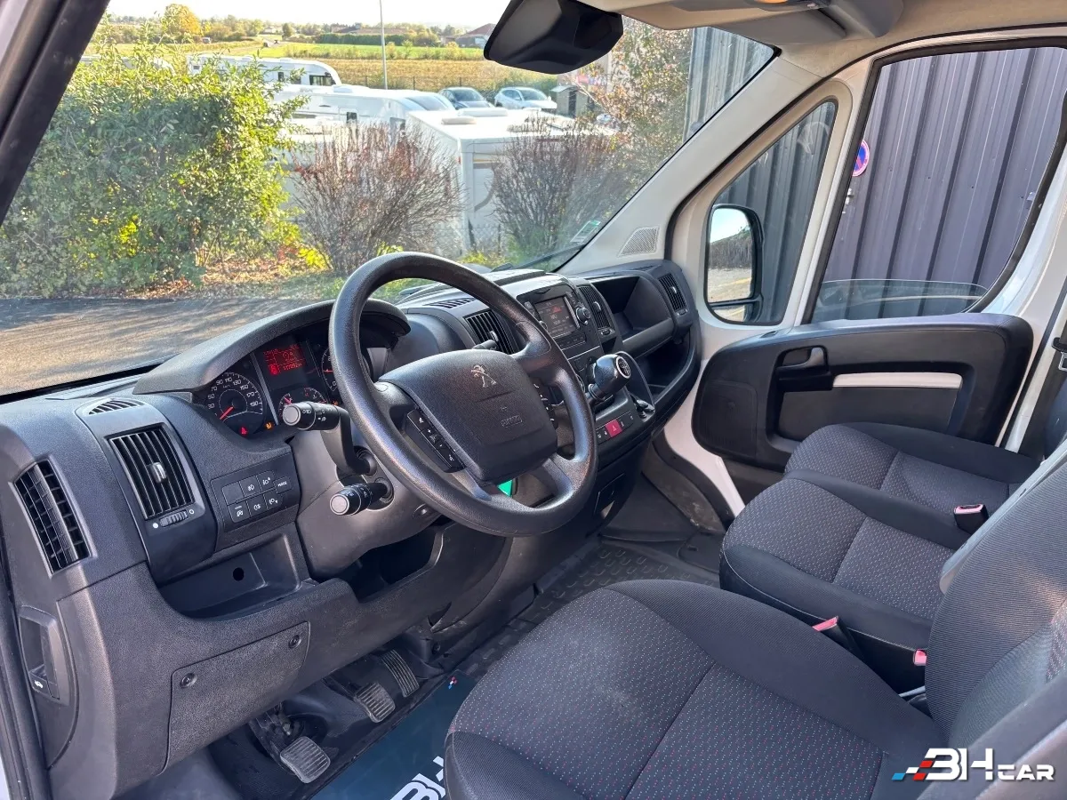 Peugeot Boxer Vu - photo 11