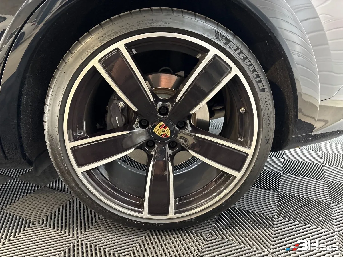 Porsche Cayenne - photo 22