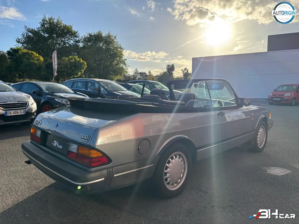 SAAB 900 - photo 5