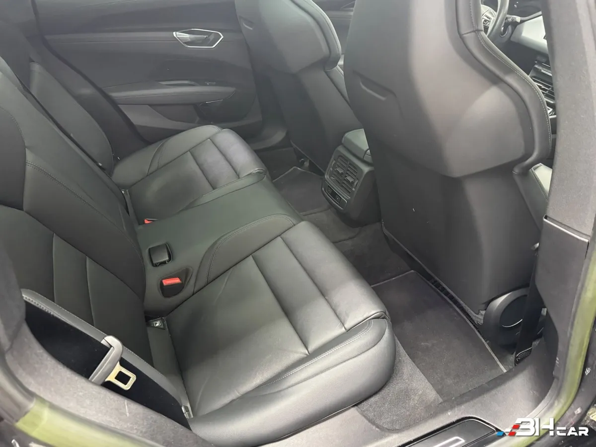 Audi E-tron Gt - photo 18