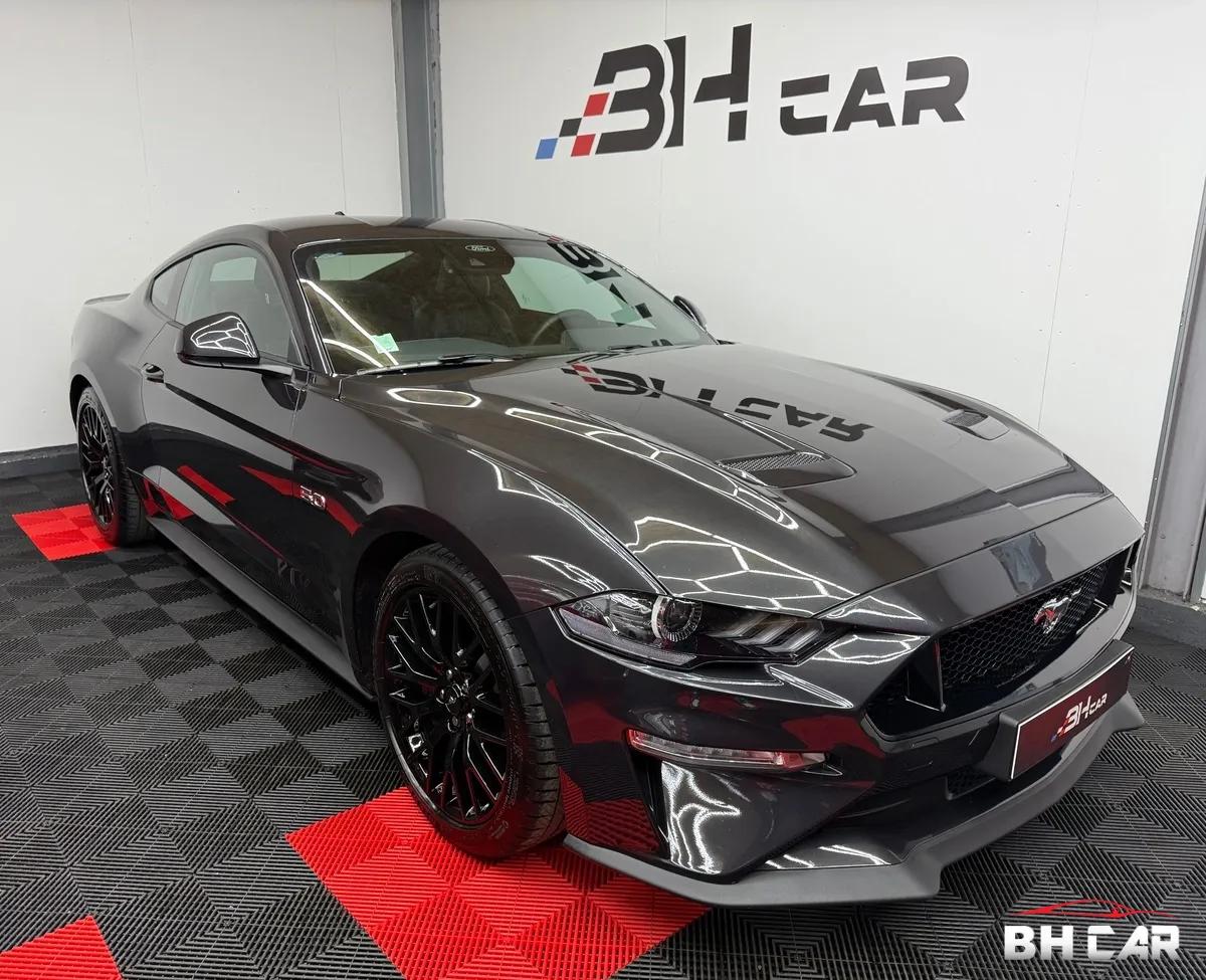 Image: Ford Mustang Fastback 5.0 V8 GT BVA 10 - 450cv / Sièges chauffants & ventilés / Apple Carplay