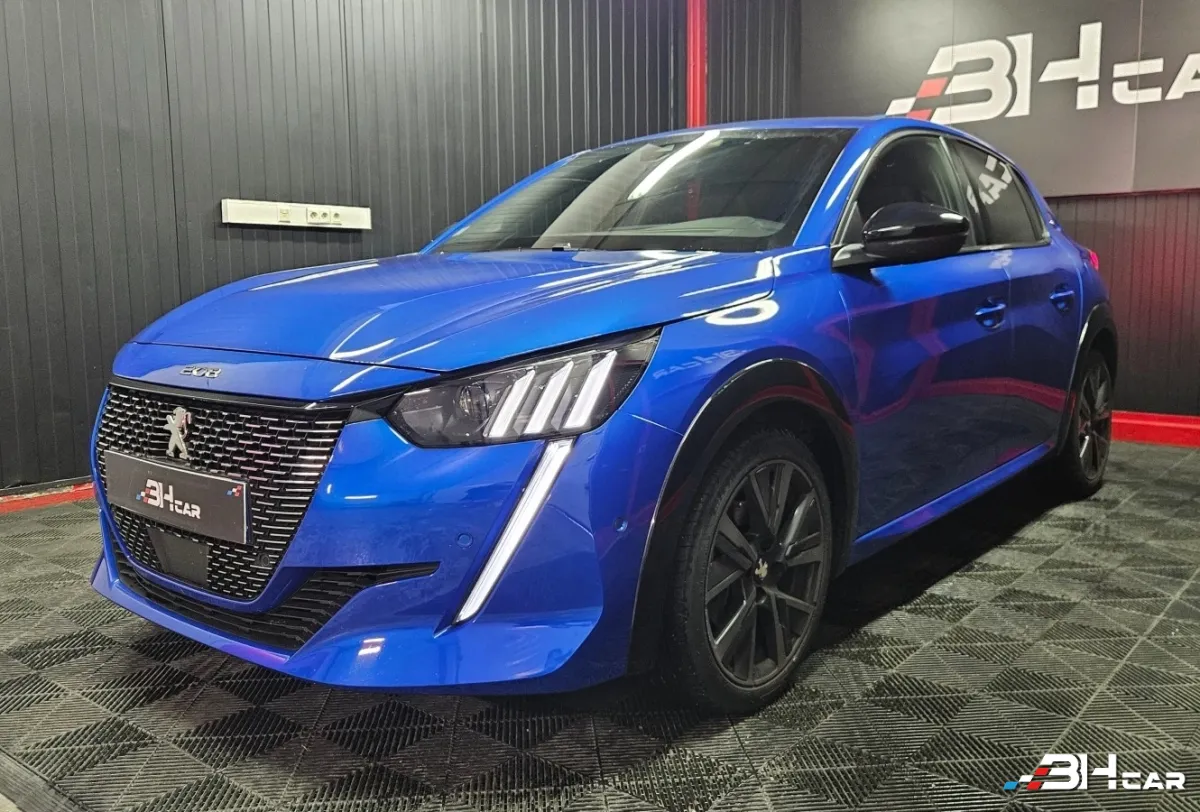 Peugeot 208 - photo 3