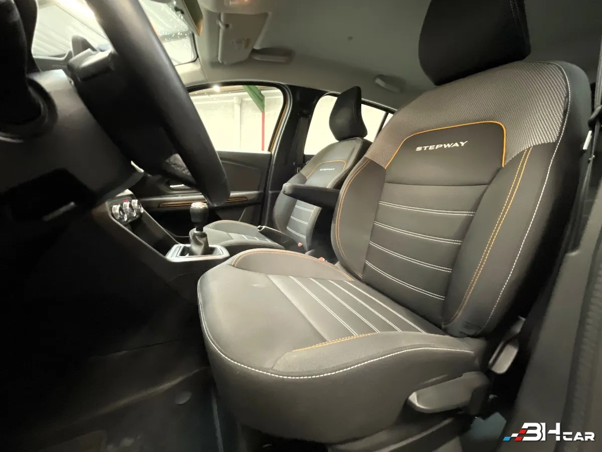 Dacia Sandero - photo 12