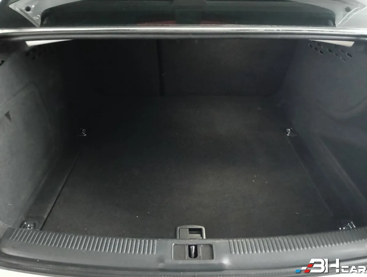Audi A4 - photo 21
