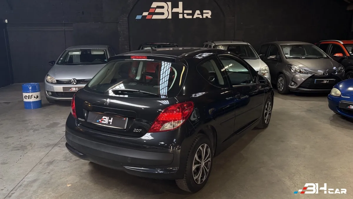 Peugeot 207 - photo 4