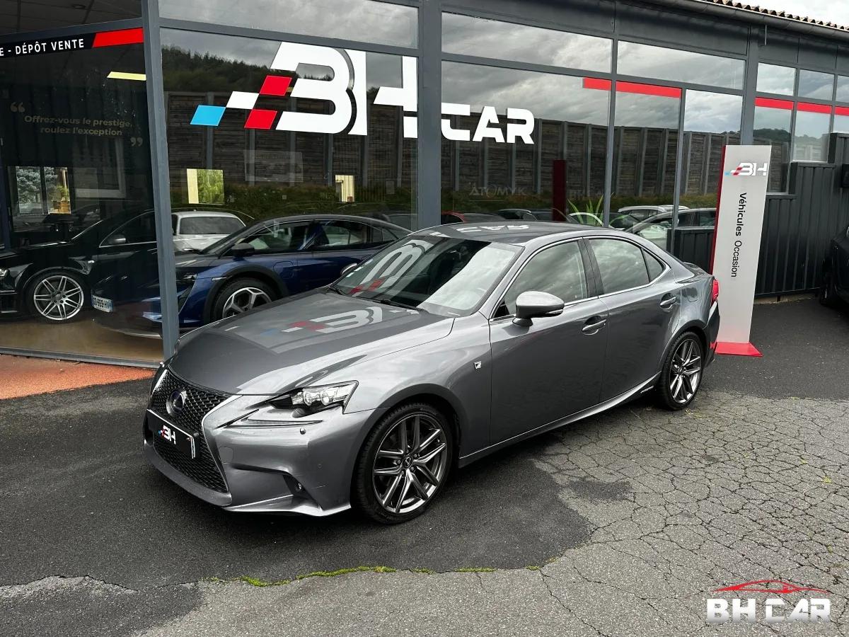 Image Lexus IS
