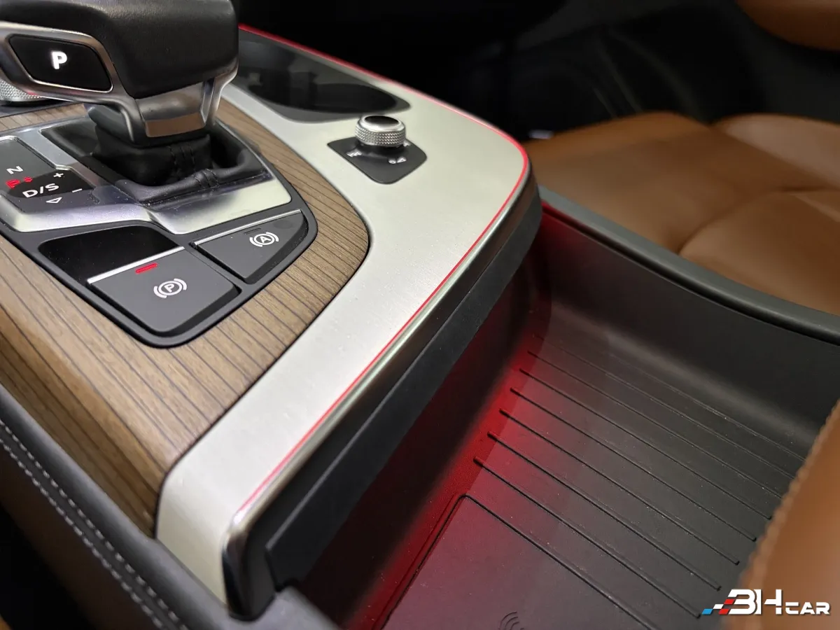 Audi Q7 - photo 49