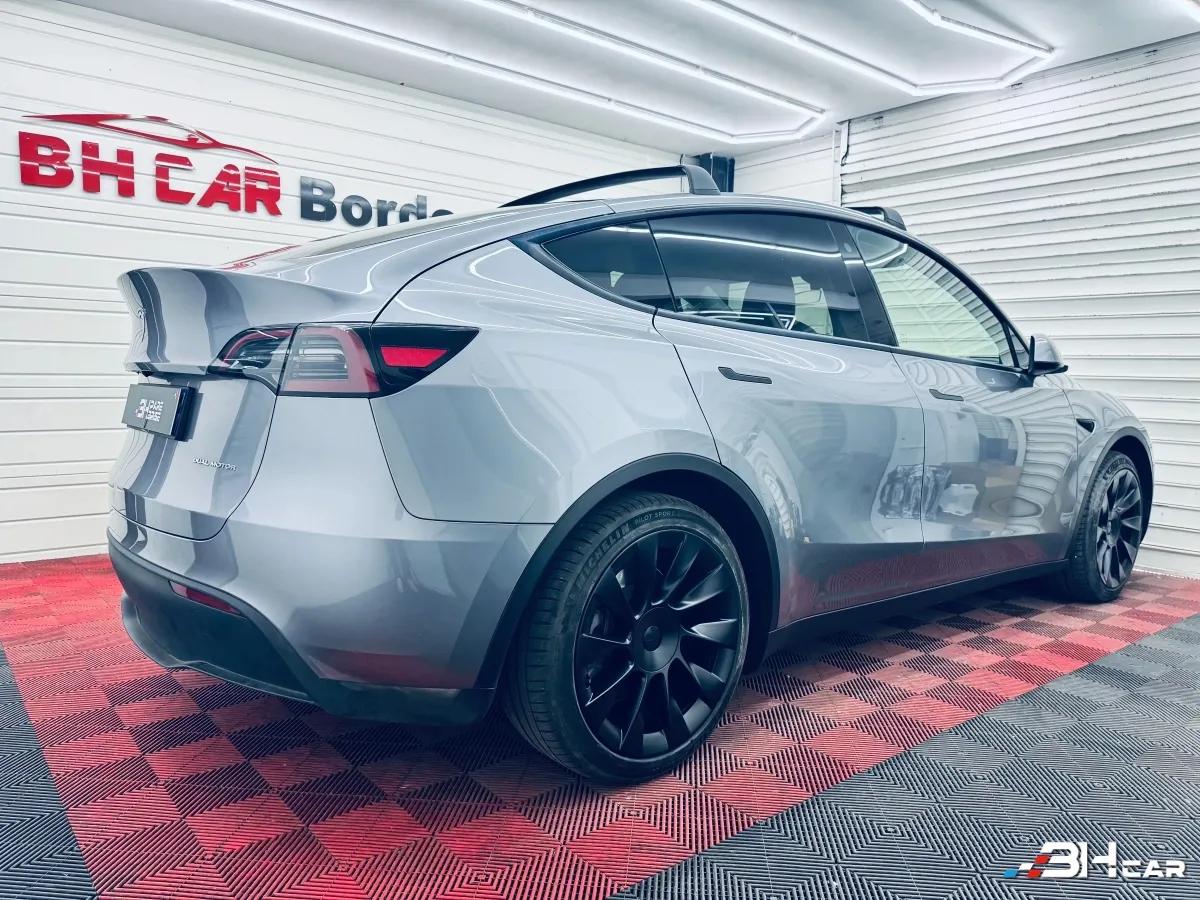 Aperçu indisponible de Tesla Model-y