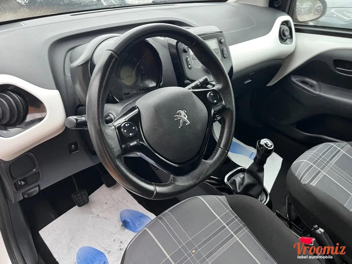 PEUGEOT 108 5 Portes 1.2 VTi 82 CH