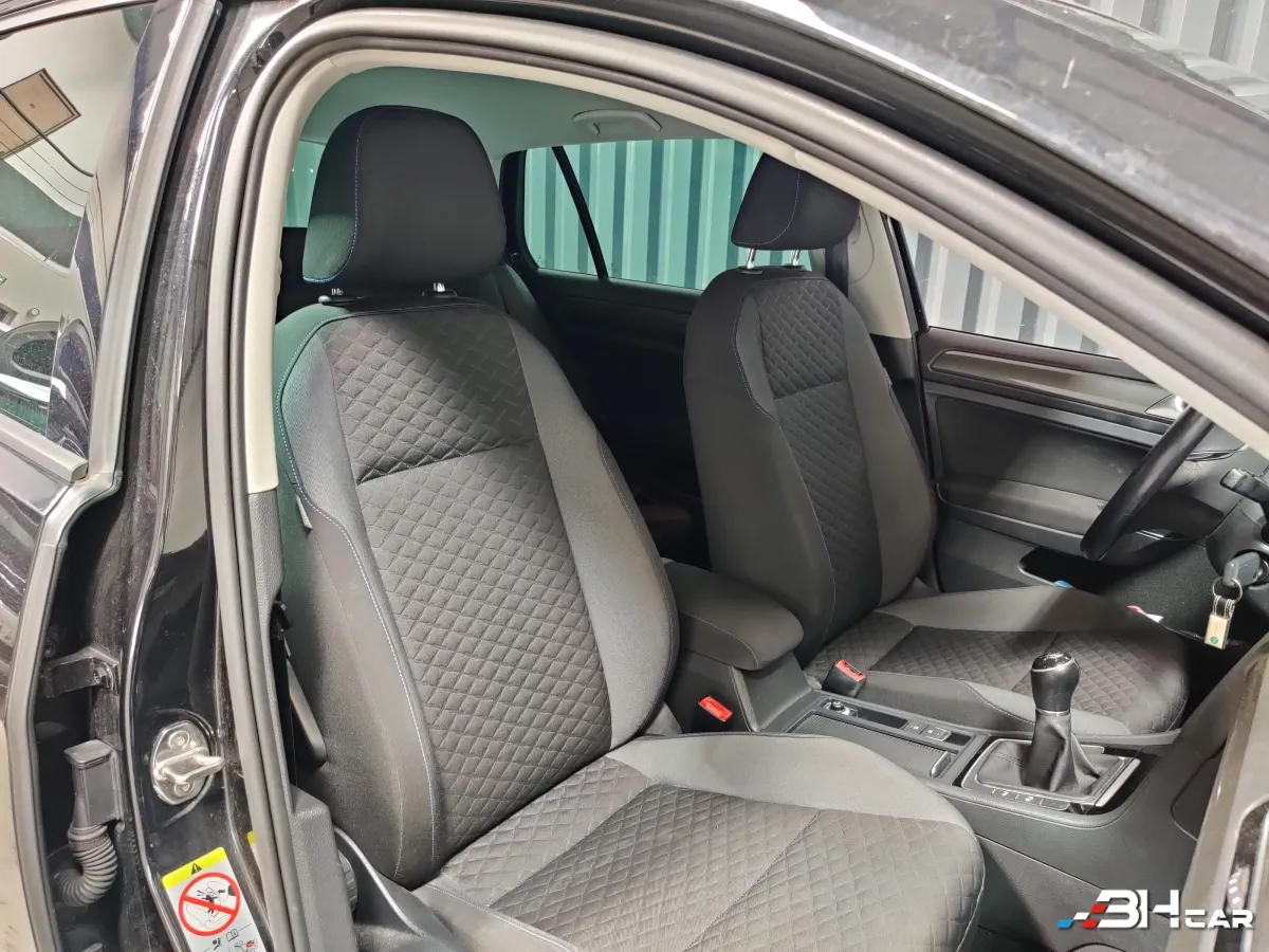 Volkswagen Golf - photo 9