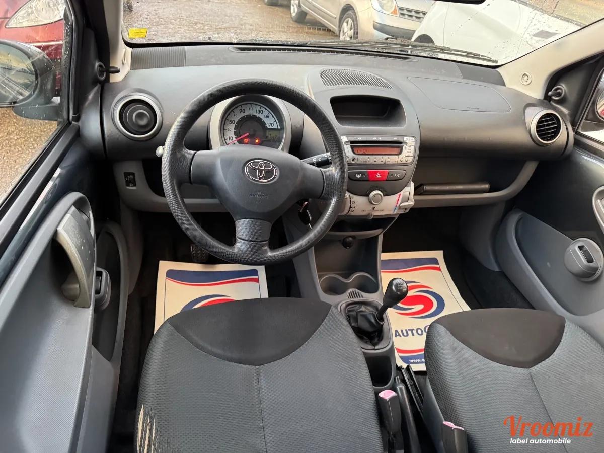 Toyota Aygo 1.0 VVTI 70 CONFORT