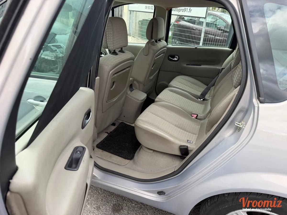Renault Scenic 2.0 135 BVA