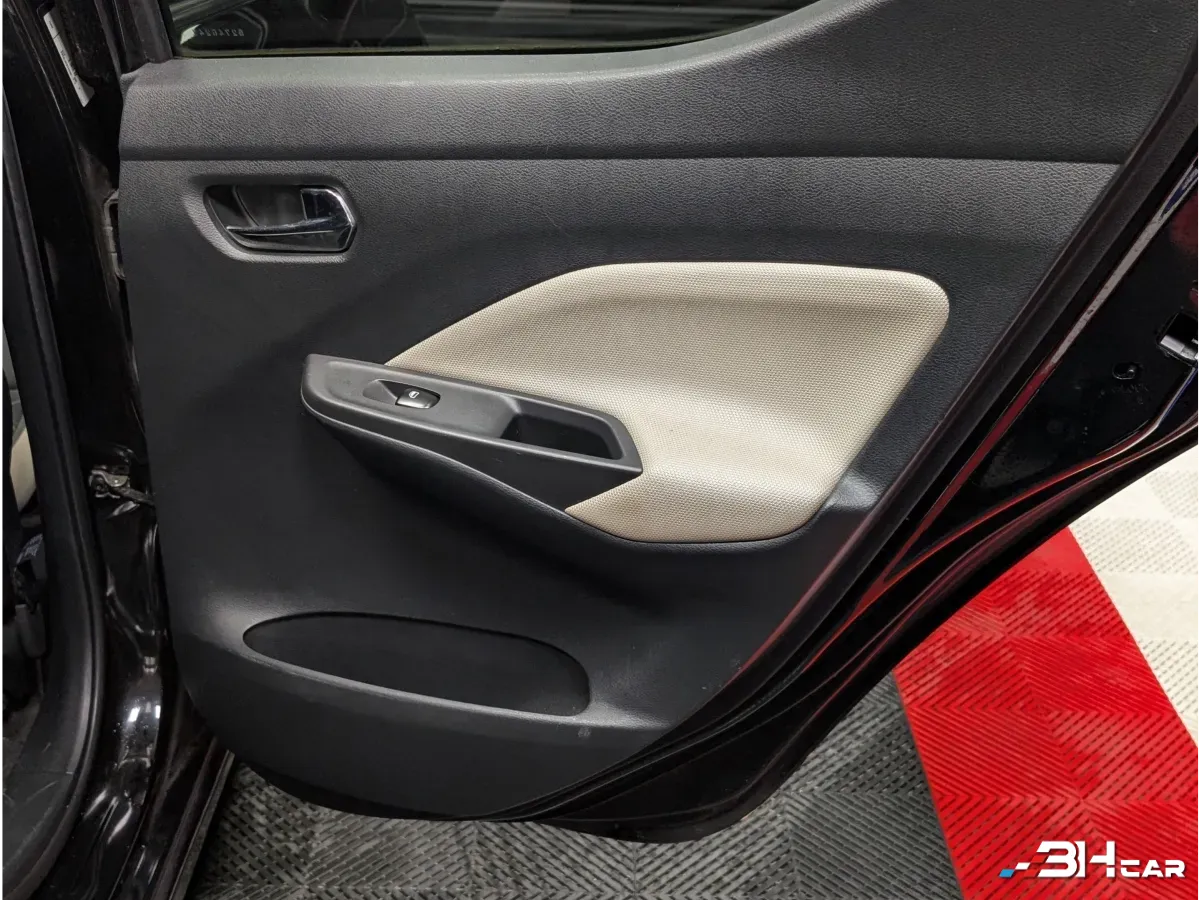 Nissan Micra - photo 28