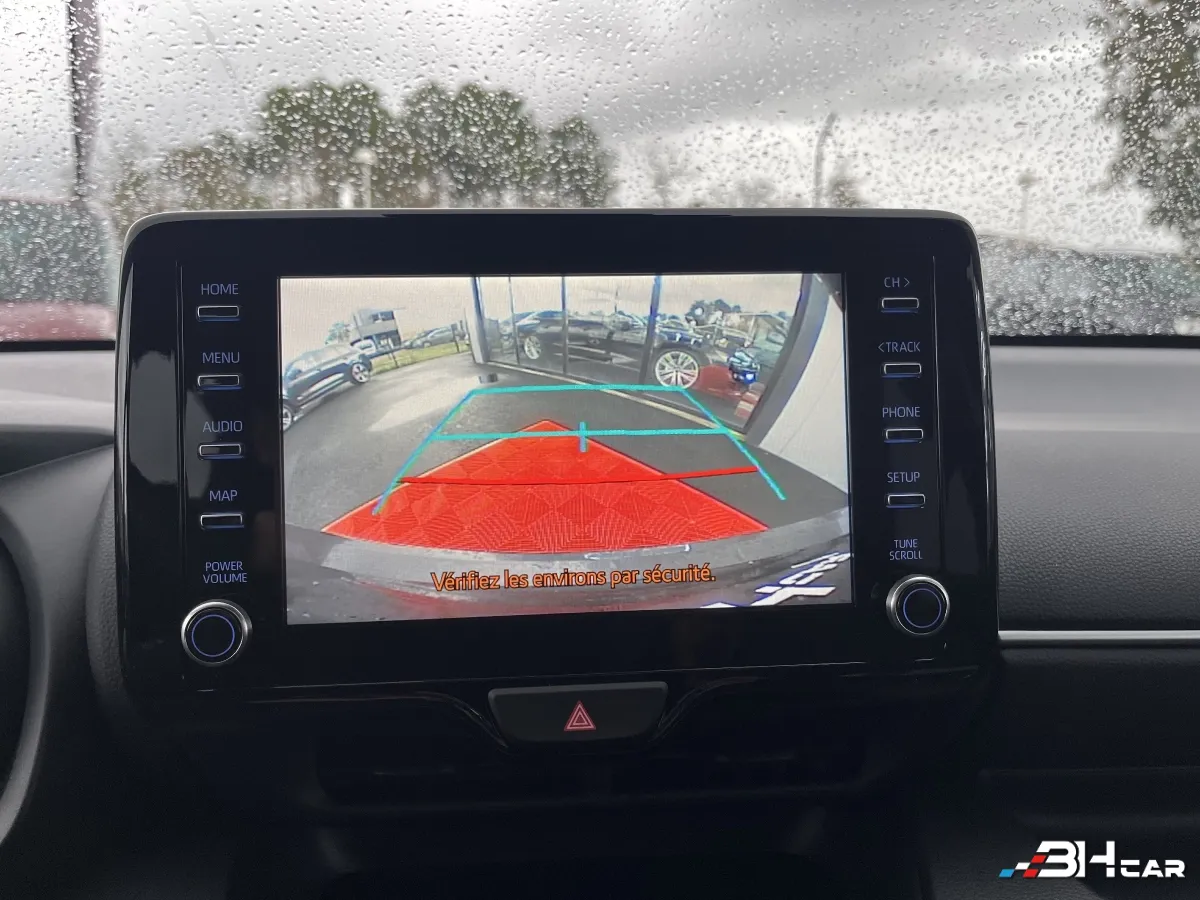Toyota Yaris - photo 17