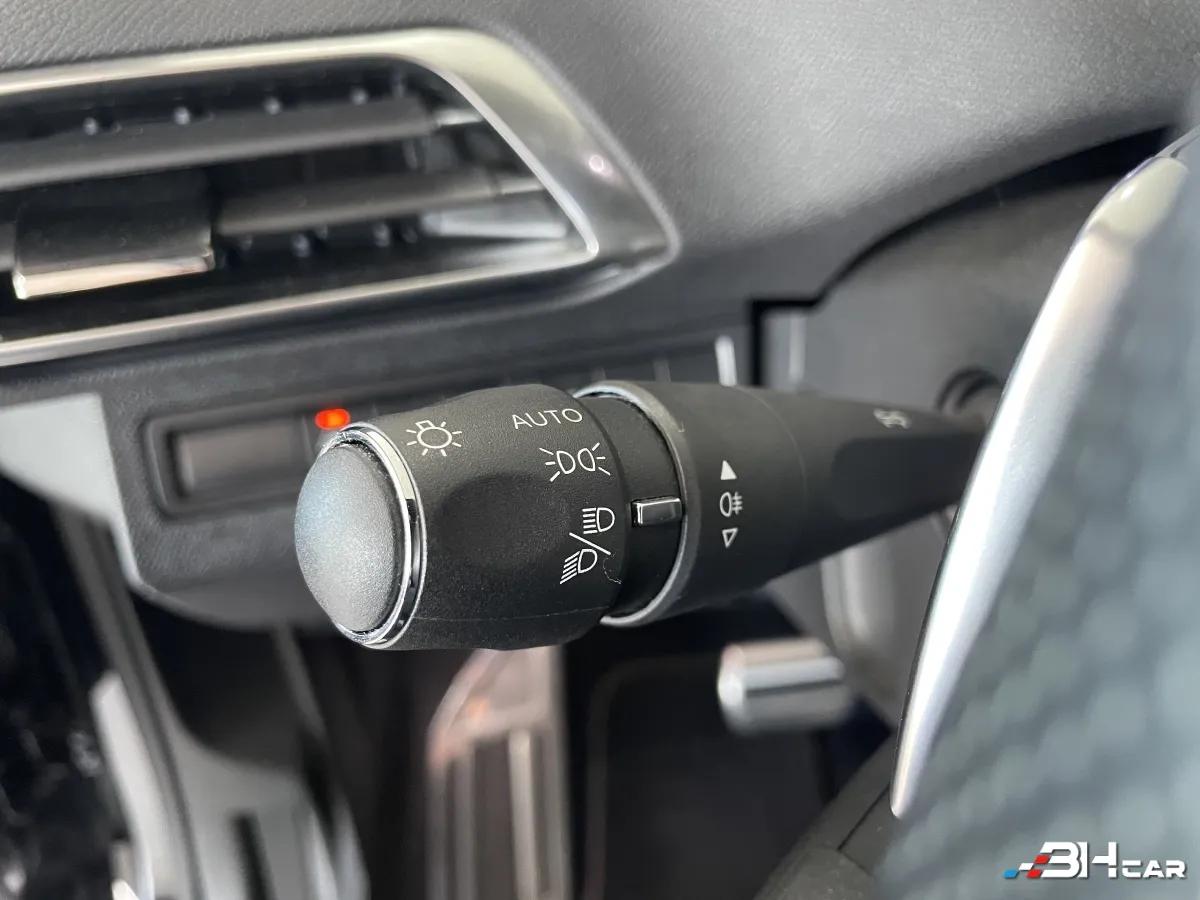 Aperçu indisponible de Peugeot 3008