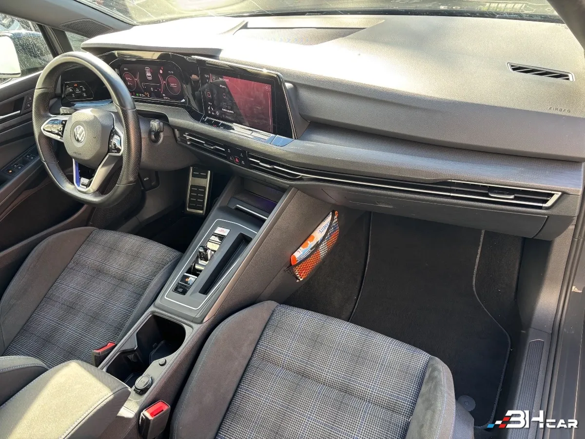 Volkswagen Golf - photo 11