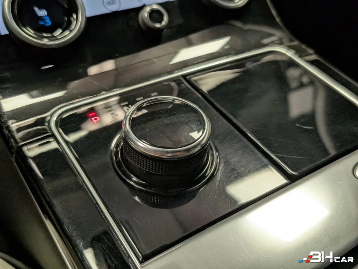 Land Rover Range Rover Velar - photo 25