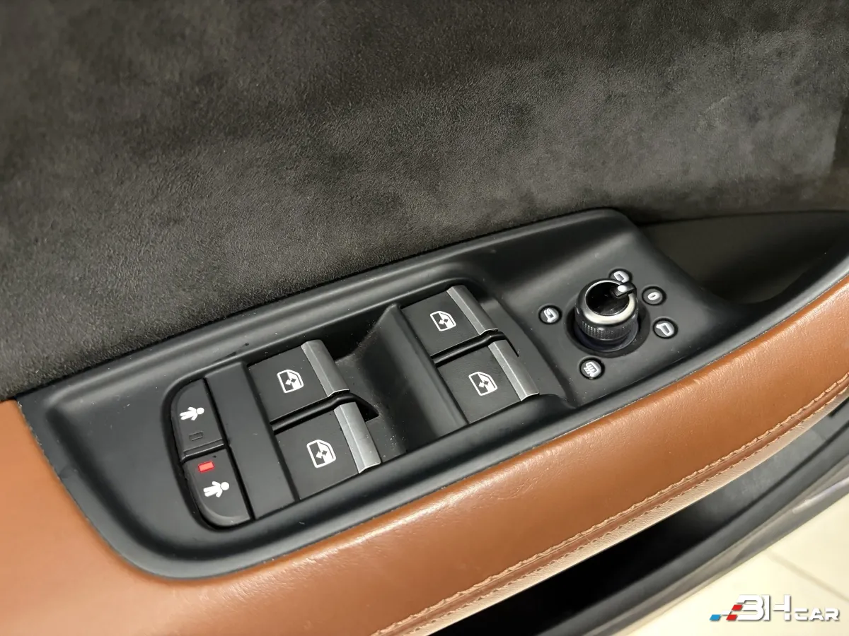 Audi Q7 - photo 16