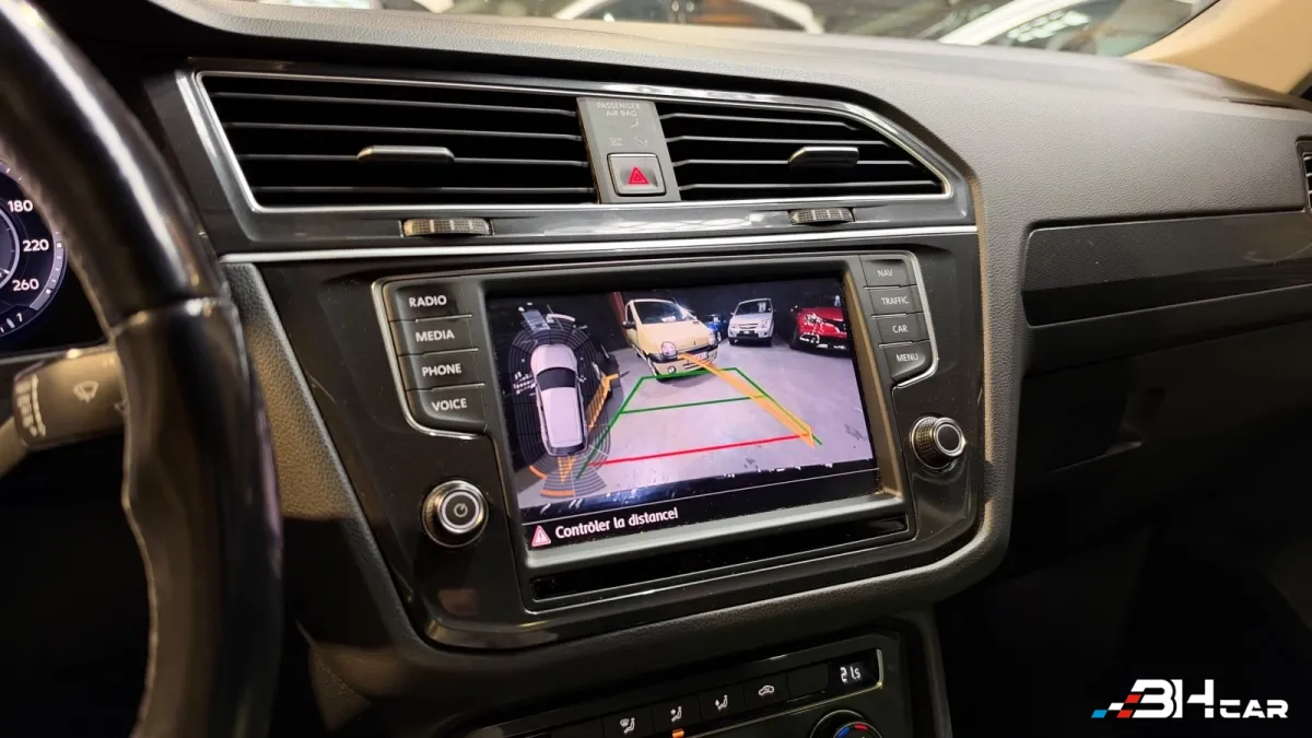 Volkswagen Tiguan - photo 27