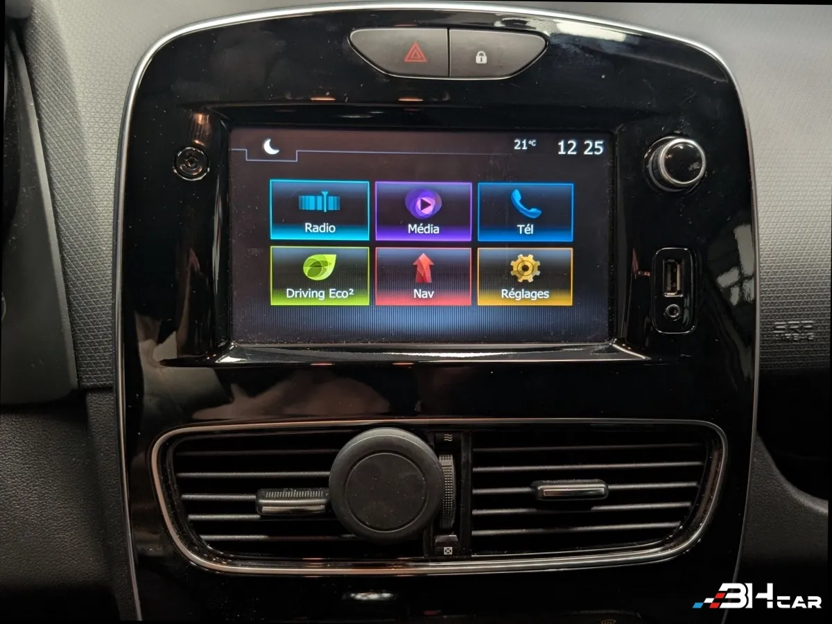 Renault Clio - photo 12
