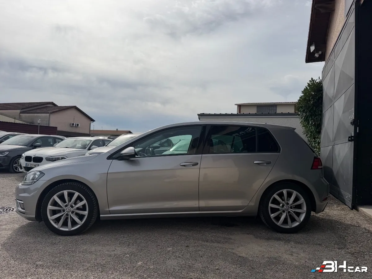 Volkswagen Golf - photo 8