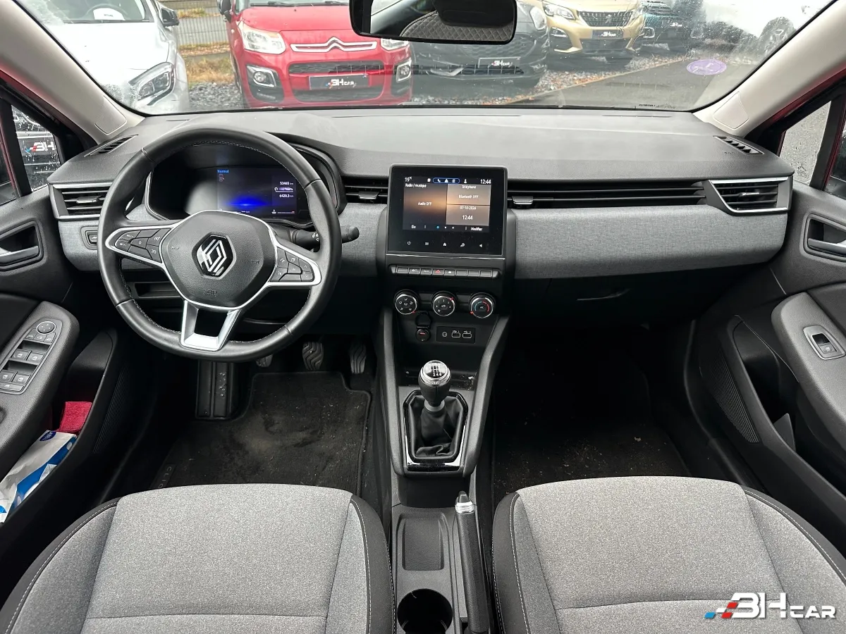 Renault Clio - photo 11