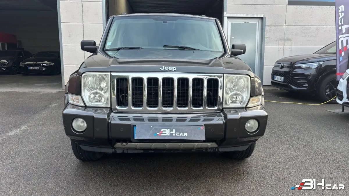 Jeep Commander - photo 12