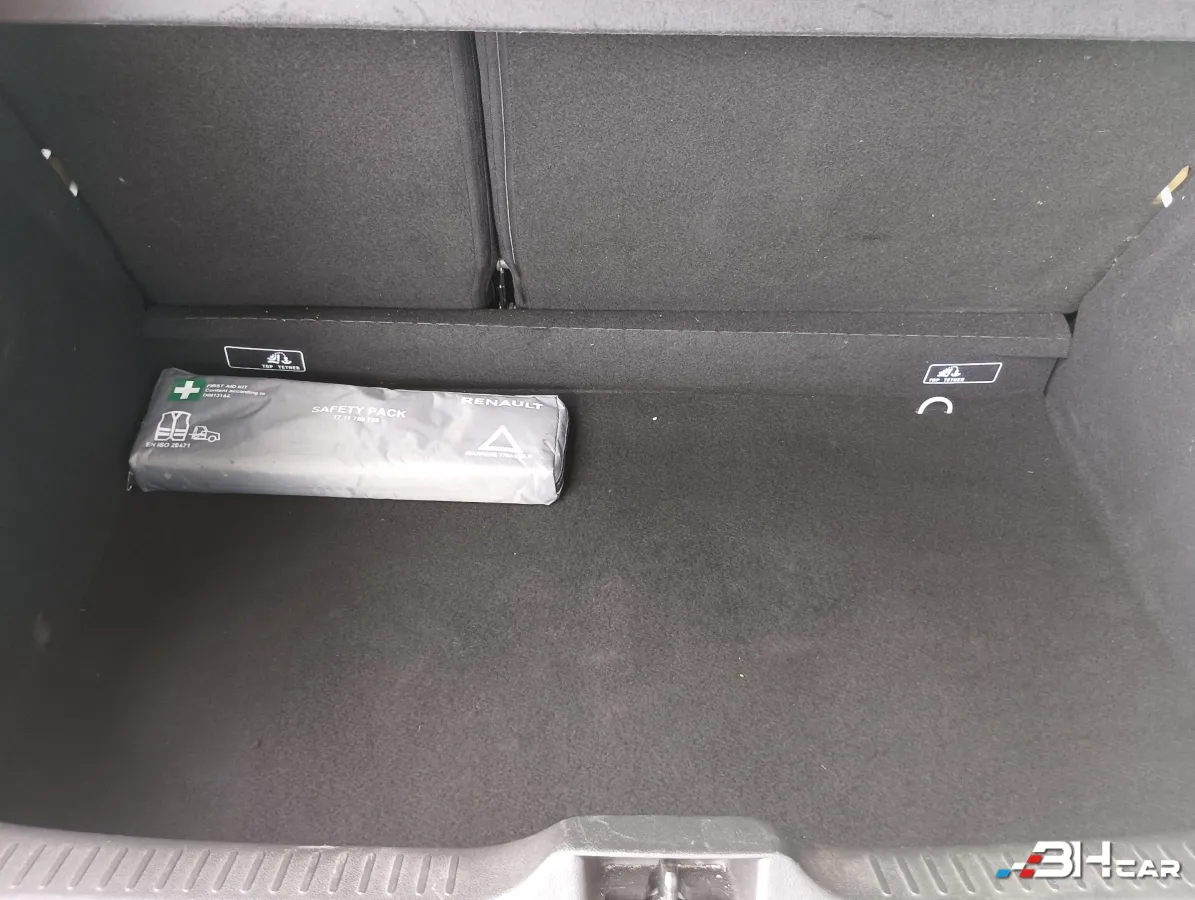 Renault Clio - photo 28