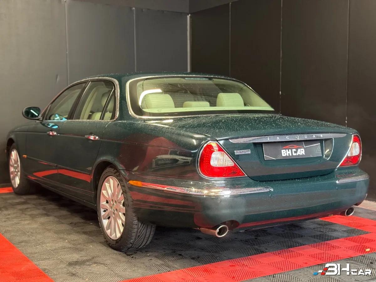 Aperçu indisponible de Jaguar XJ8